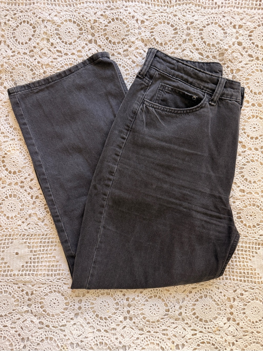 Classic Curvy Fit Wide Ultra High-Rise Black Jeans Petite 8
